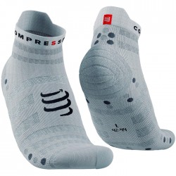 Calcetines COMPRESSPORT Pro Racing Socks V4.0 Ultralight Run Low Blanco